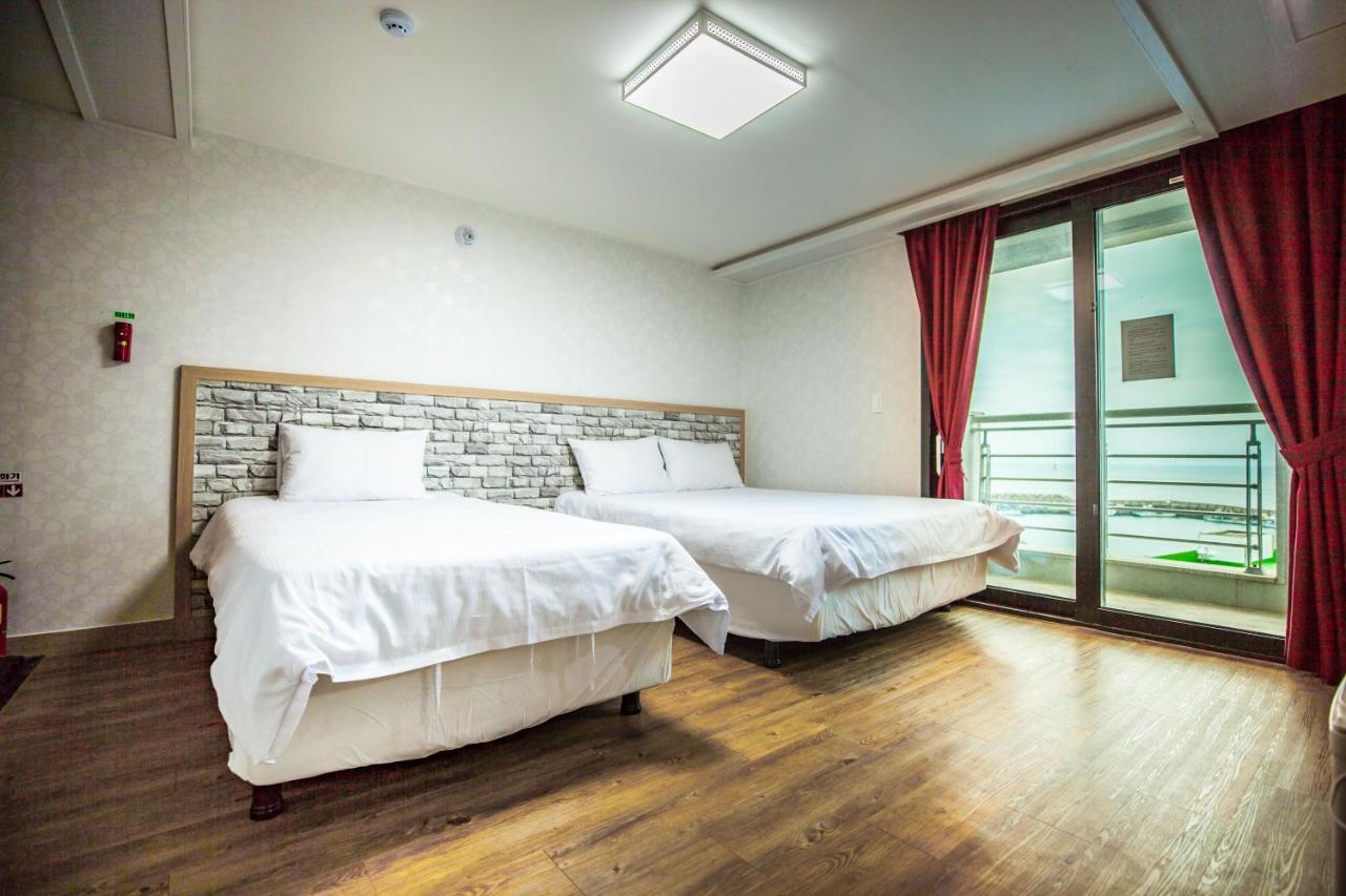 Jeju Moseulpo Hotel Seogwipo Exterior foto